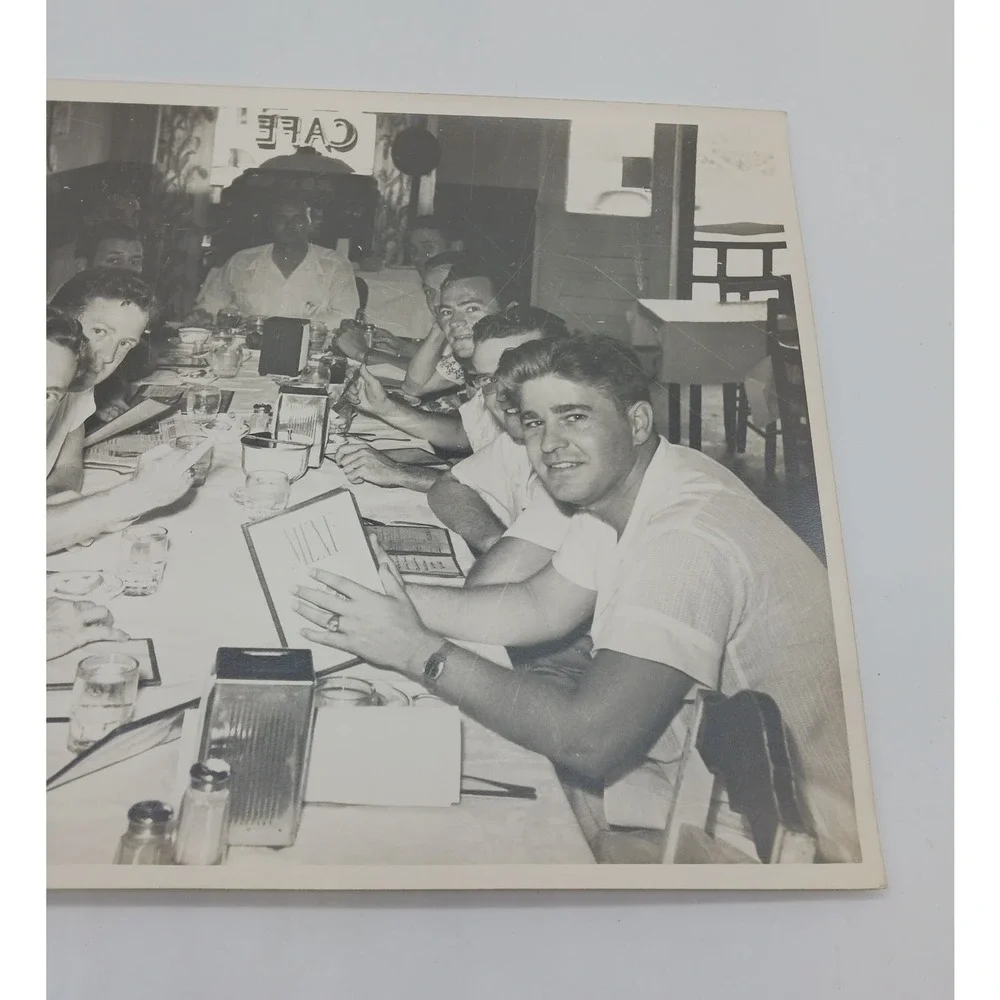 Vintage 1950 Photo Group of Men Wewahitchka Florida Dining Cafe Restaurant - Picture 3 of 6